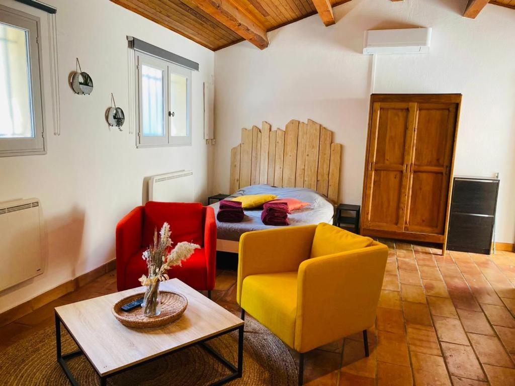 Studio Ile De La Barthelasse A Deux Pas Du Centre 亞維農 外观 照片